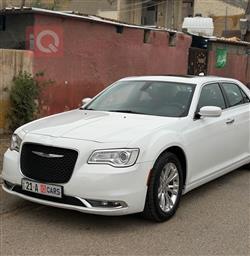 کرایسلەر 300